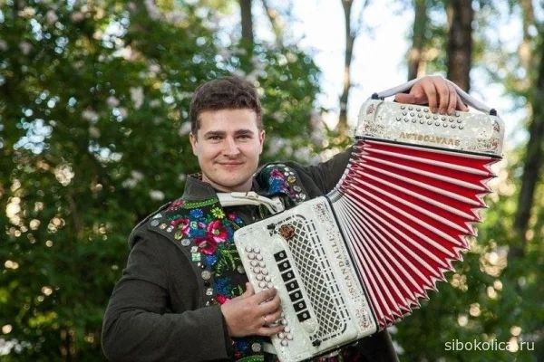 В Татарский и Чановский округа требуются работники культуры